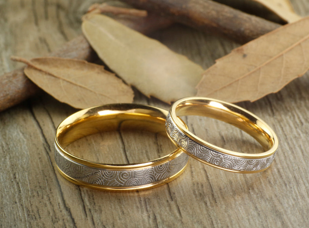 gold engagement rings for couple