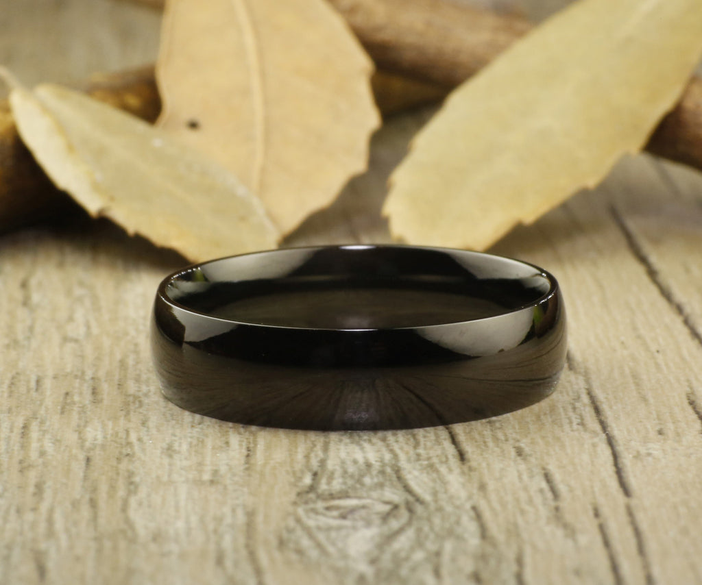 Signet Ring Black – A Kind of Guise